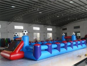 Camp de futbol de taula humana inflable